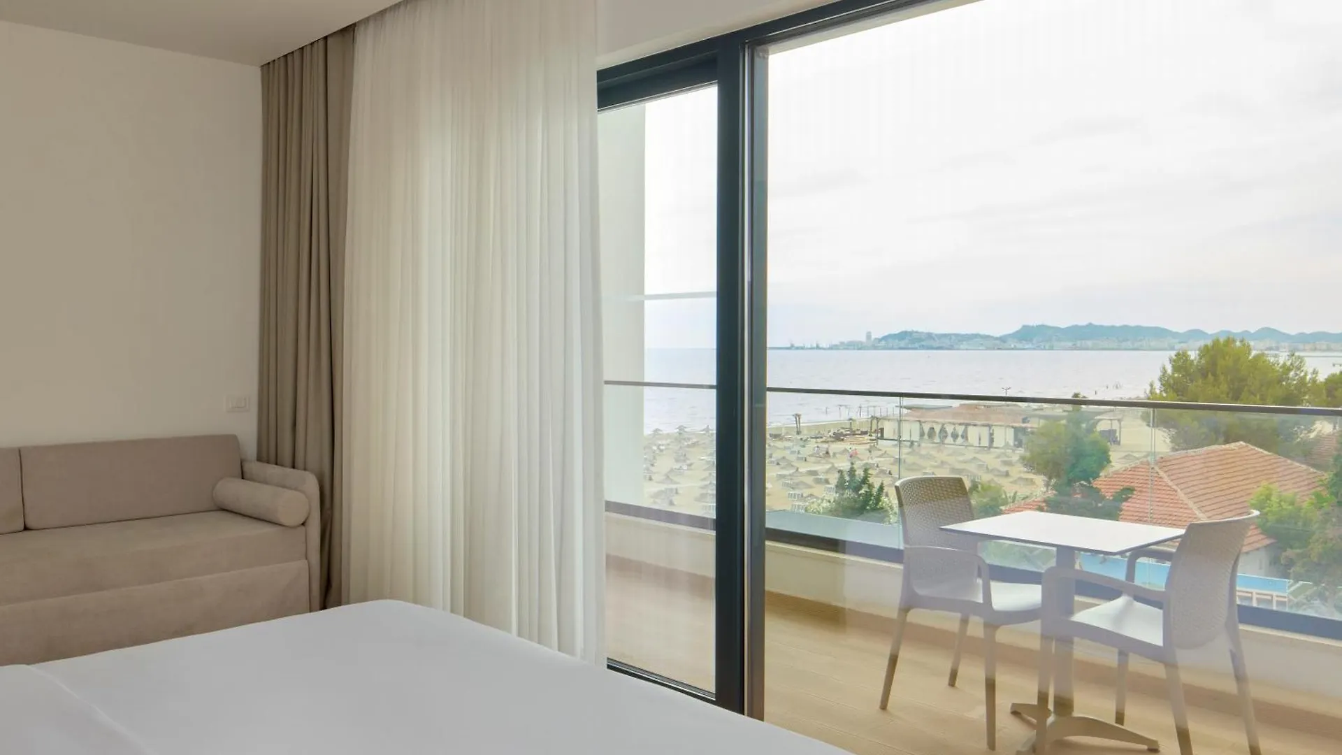 Sol Tropikal Durres Hotel Resort