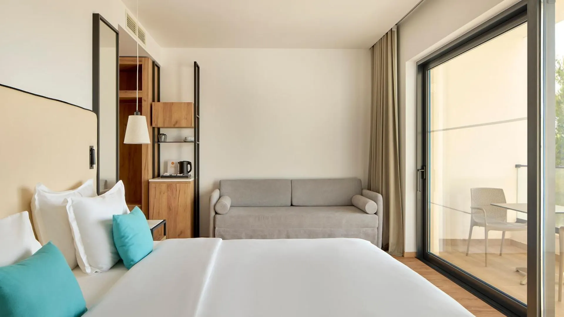 Sol Tropikal Durres Otel Arnavutluk