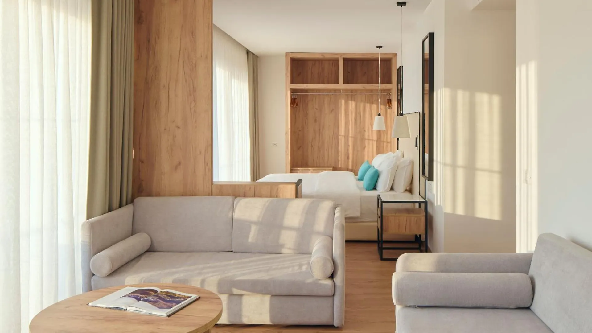 Resort Sol Tropikal Durres Hotel