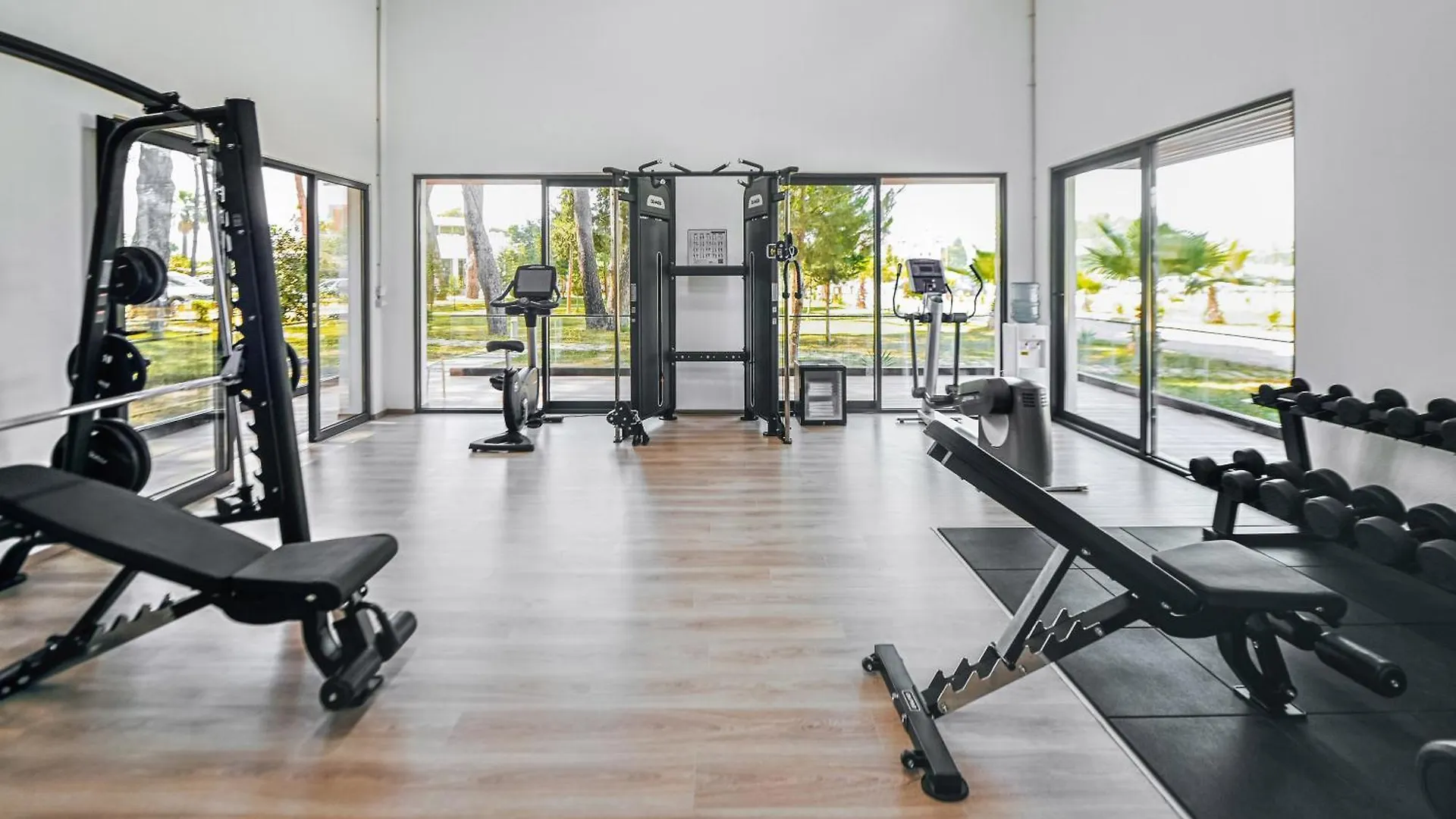 Resort Sol Tropikal Durres Hotel