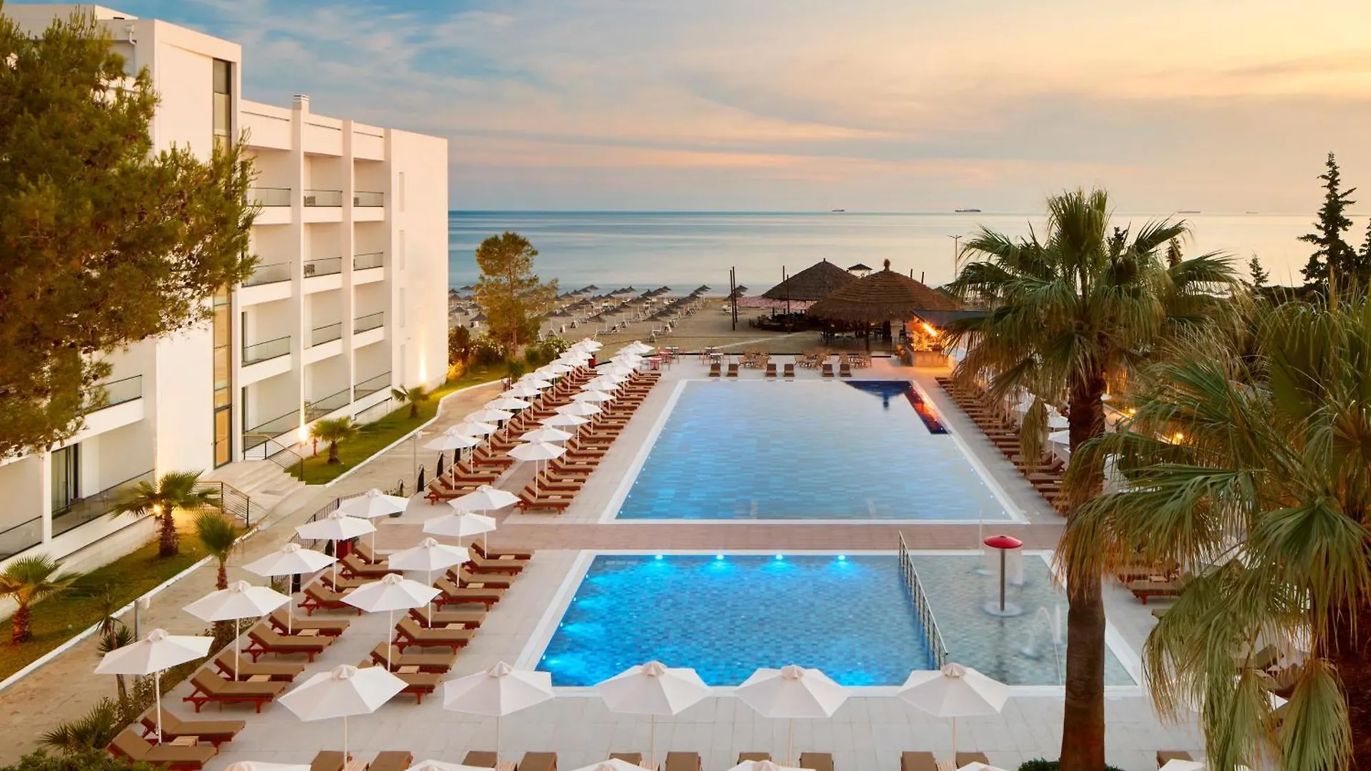 Sol Tropikal Durres Hotell
