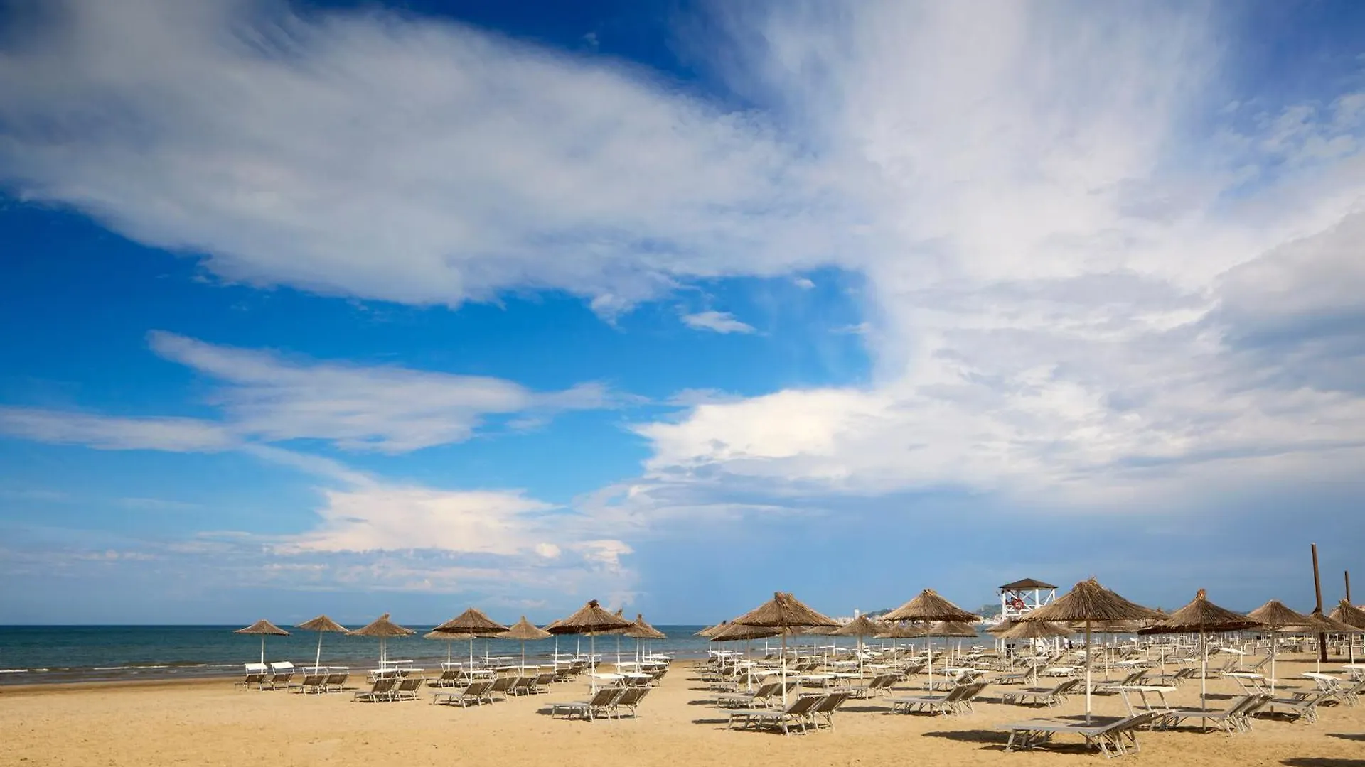 Sol Tropikal Durres Hotell Albanien